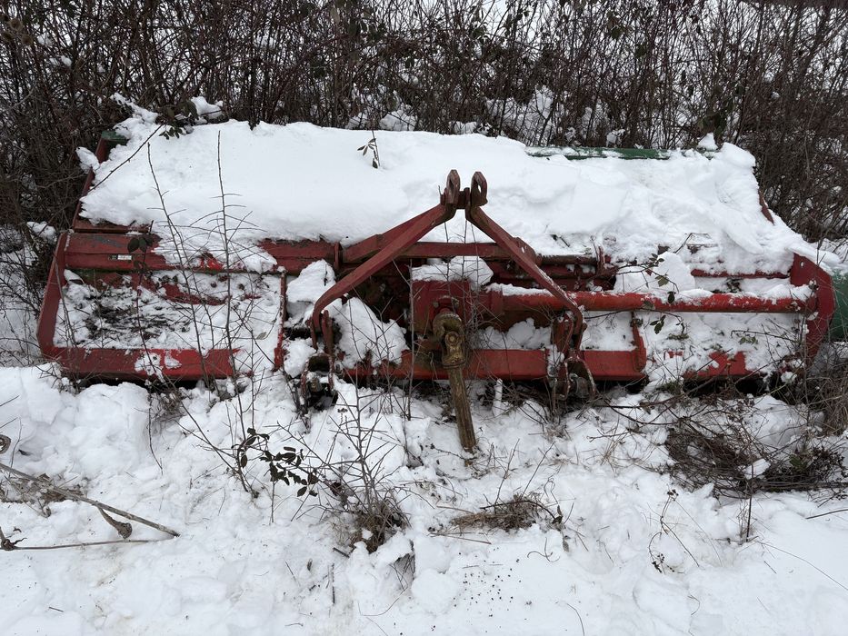 Vand tocator resturi vegetale!