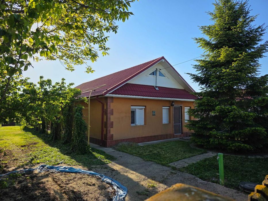 Vând casă comuna Bucu, jud. Ialomița