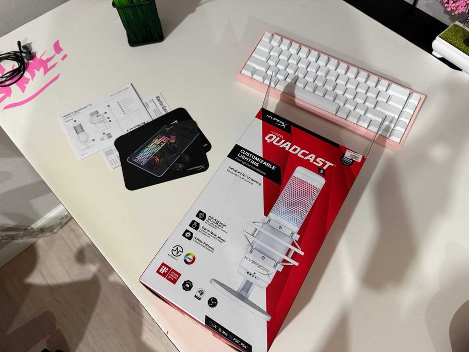 Микрофон HyperX Quadcast S