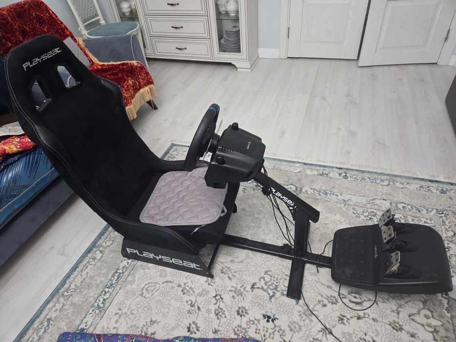 Игровой руль продам