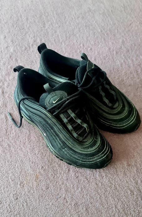 NIKE  air max номер 39