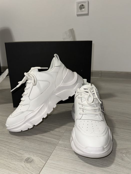 Дамски бели обувки Versace Jeans Couture