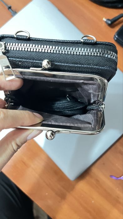 Продам клатч в новом сотоянии