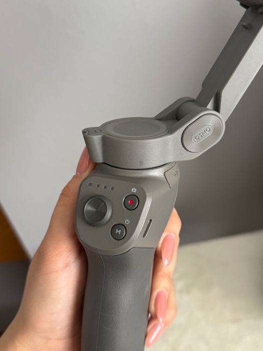 Стедикам стабилизатор DJI osmo mobile 3