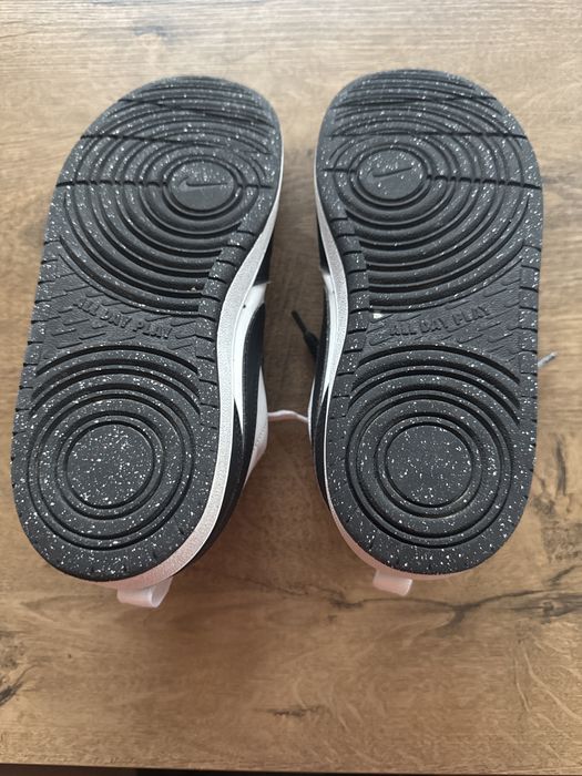 Продавам обувки-Panda dunks