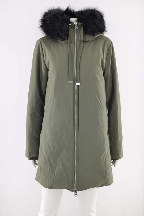 Маслено зелена парка/яке Zara