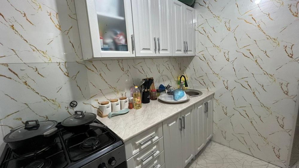 Продам 2-ух ком. В Заводском.