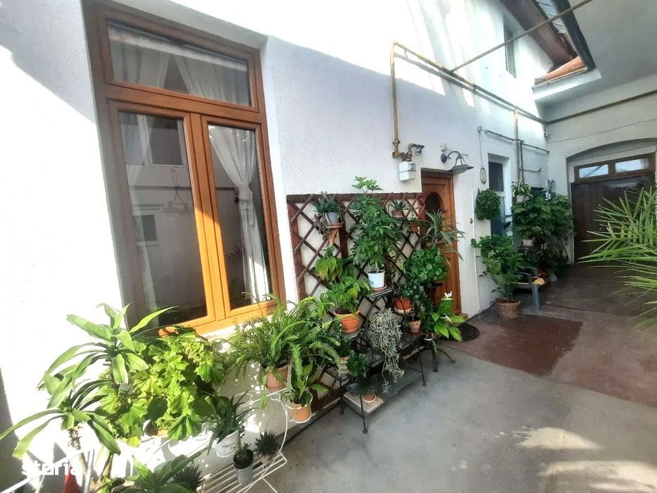 Inchiriez Apartment elegant centru vechi