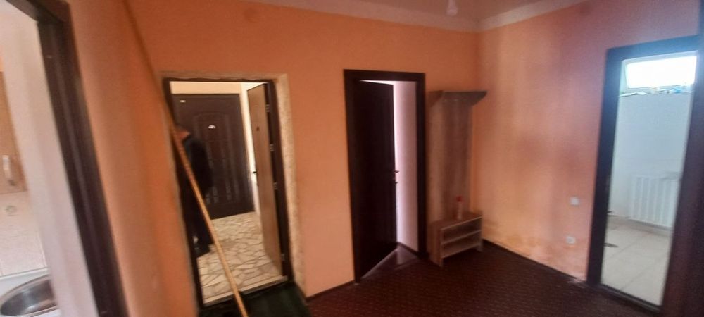 Пишик гиштдан курилган 3 хонали хонадон