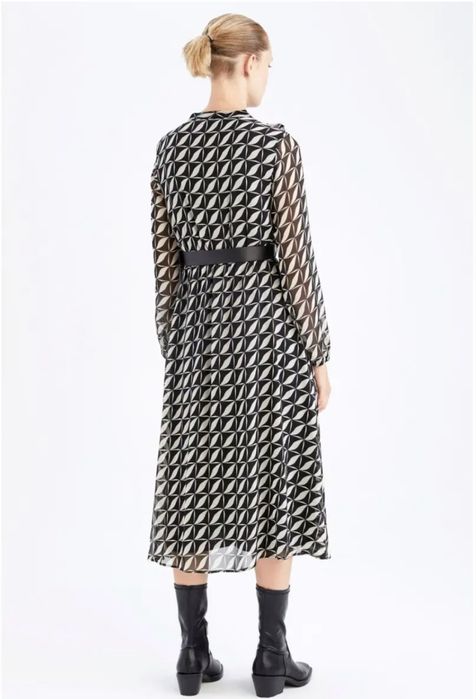 Платье новое рр 44-46