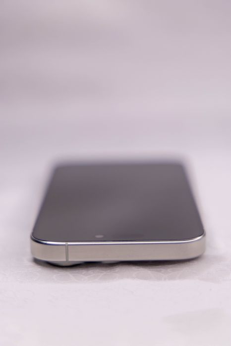 iPhone 15 Pro 128GB — Идеал + 14 чехлов