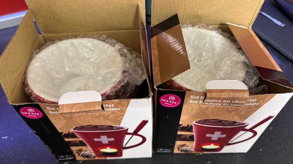 Чаши за шоколадово фондю от Швейцария