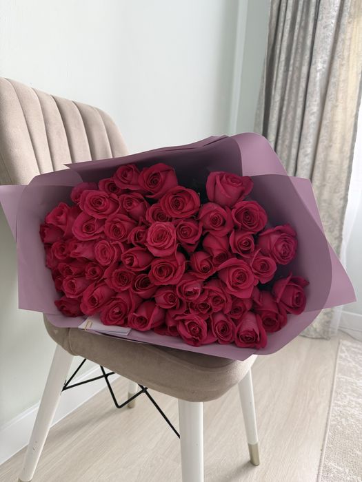 Продам свежие букет51 шт розы