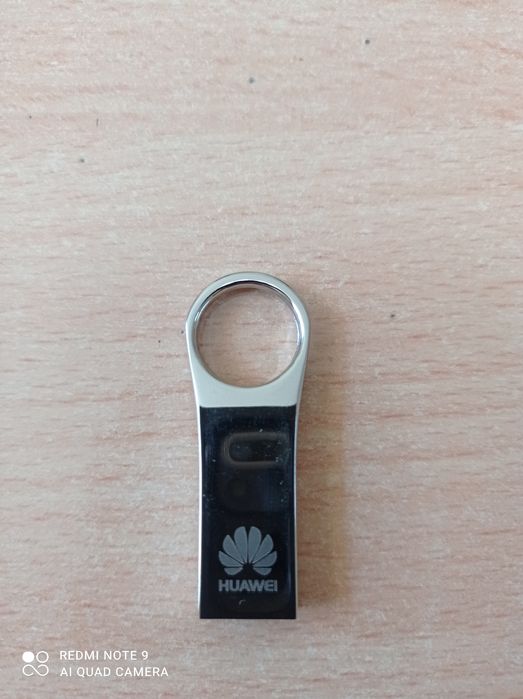 Флаш памет USB - 2TB сребро.3бр.