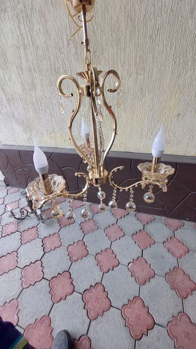 Продам люстра люстры