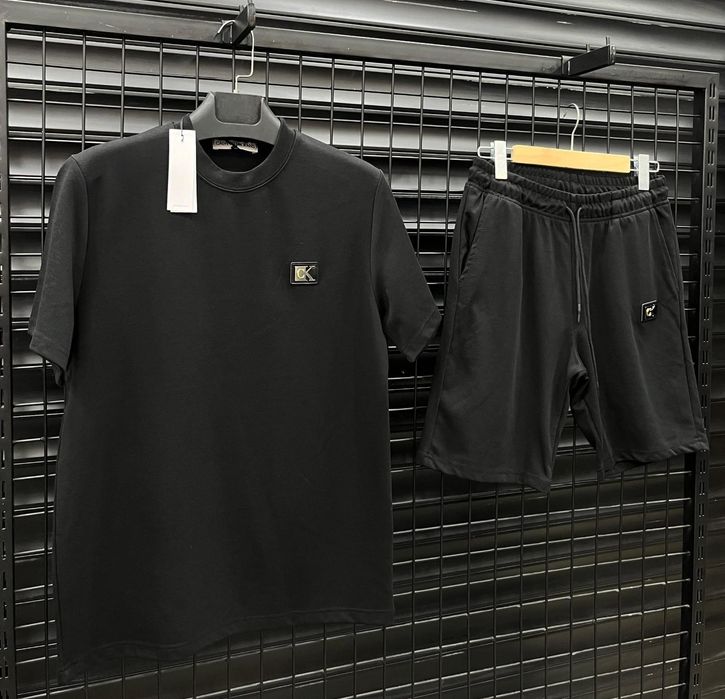 Мъжки комплекти .