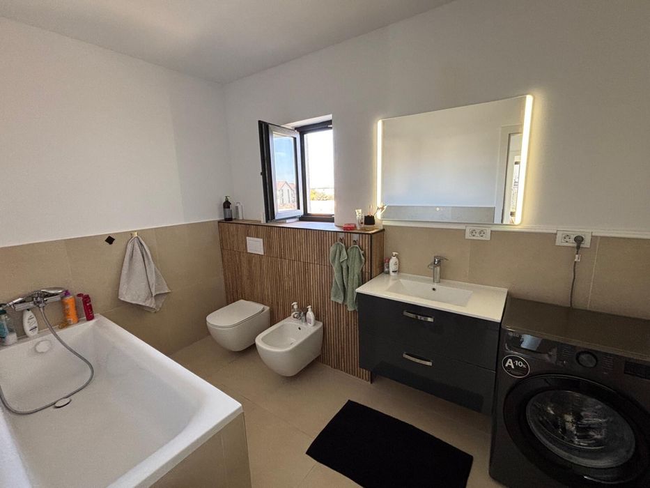 Direct proprietar casa  de inchiriat cartier Izvor, 3 dormitoare