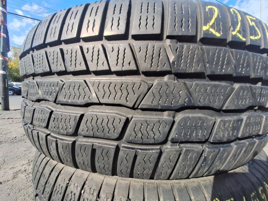 2 anvelope iarna 225/55r17 Continental Montaj Gratuit