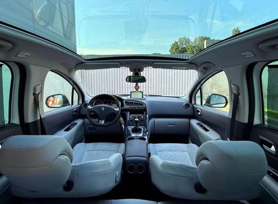 Peugeot 3008 1.6 THP 156 CP – Full Option, Panoramic, Întreținut Exemplu