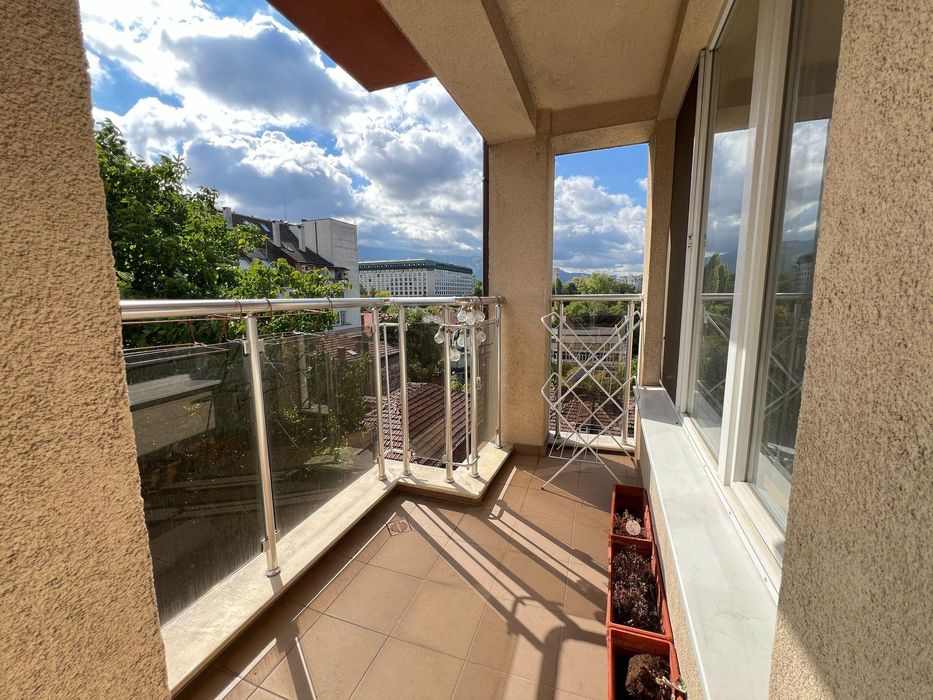 Многостаен апартамент за продажба в центъра на София, 2099559