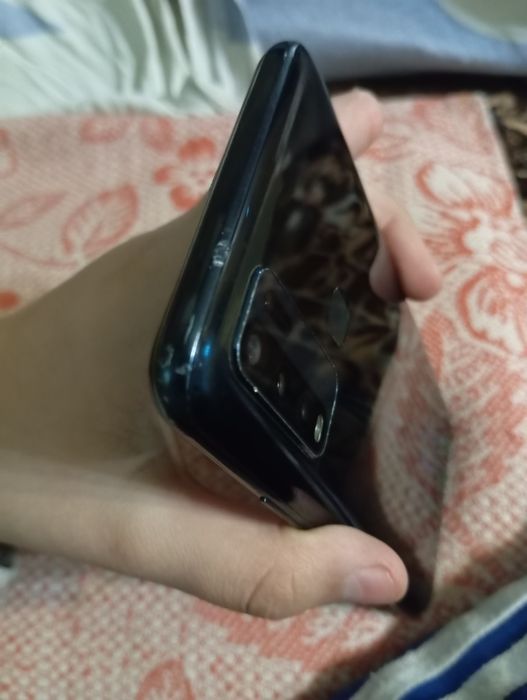 Смартфон виво 64 гига