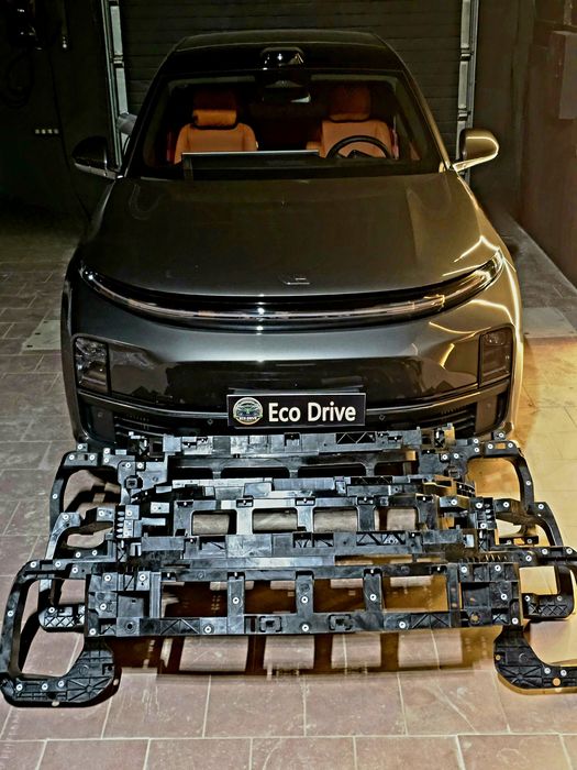 Бампер, телевизор, решетка, запчасти lixiang Li