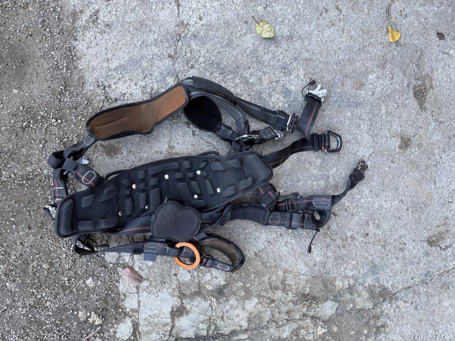 Ham alpinist Am 6 bucati pret pe bucata 300lei