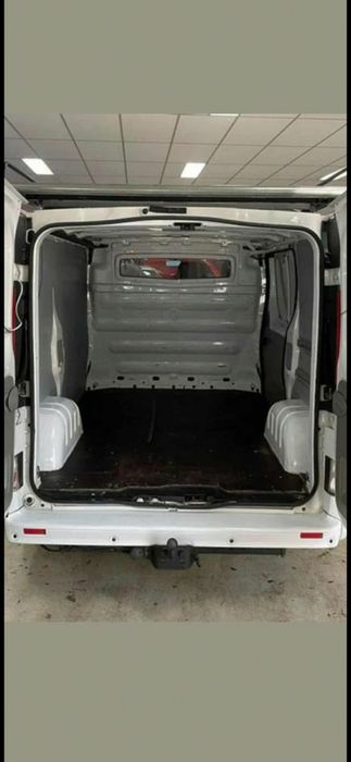 Servicii transport/ mutari/ mobila/construcții