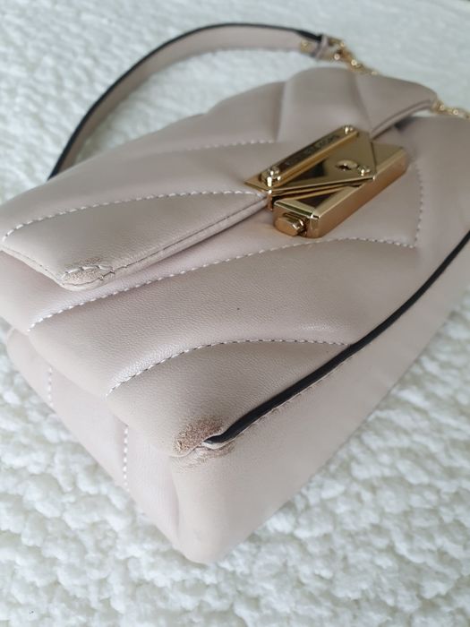 Кожена чанта Michael Kors
