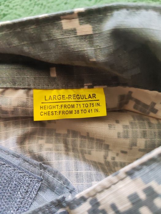Продам военно-полевую  хаки