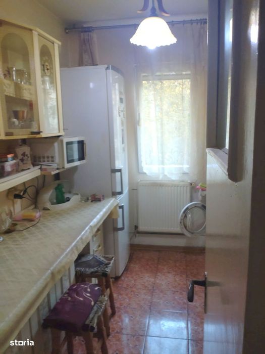 Apartament 3 camere, zona Centrală – Parcul Cancicov, etaj 1 din 4