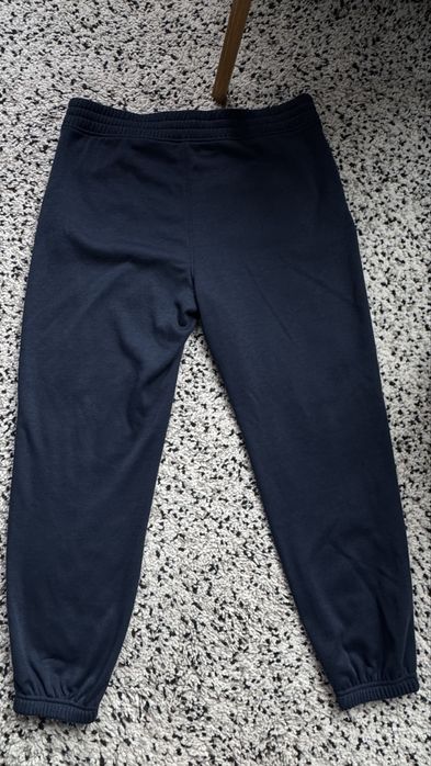 Ново дамско долнище Ugg размер XL