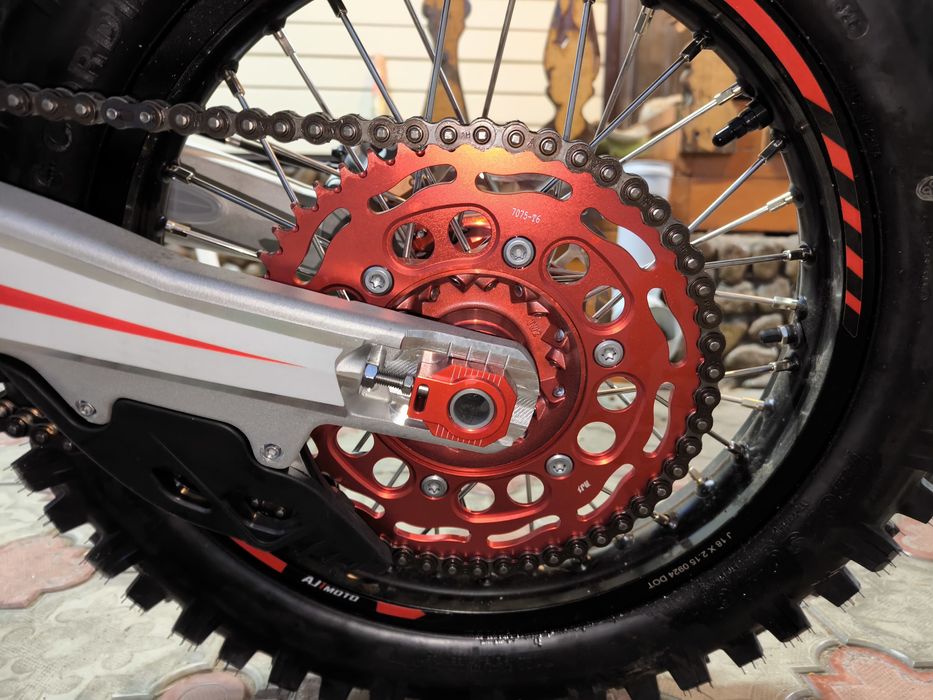 Продам AJ1 NB300