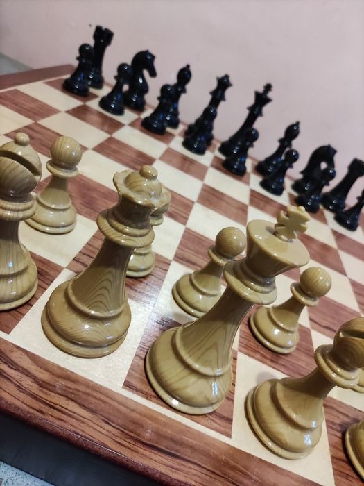 Shaxmat doskasi sipphlari bilan