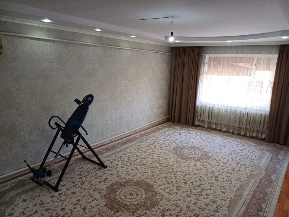 6 комнатный дом + сарай + гараж