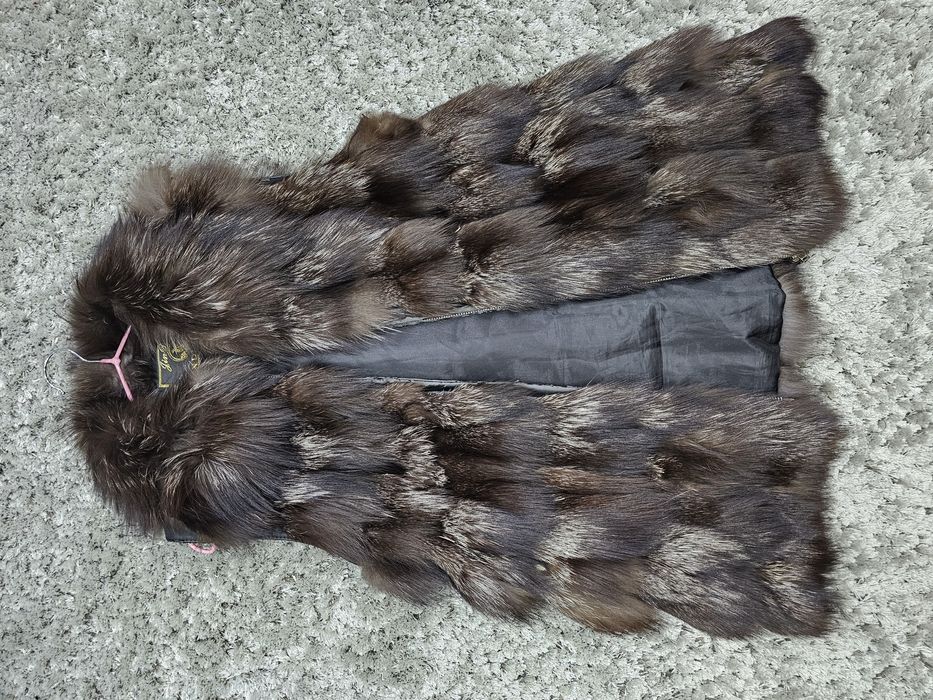 Продам пальто, безрукавка