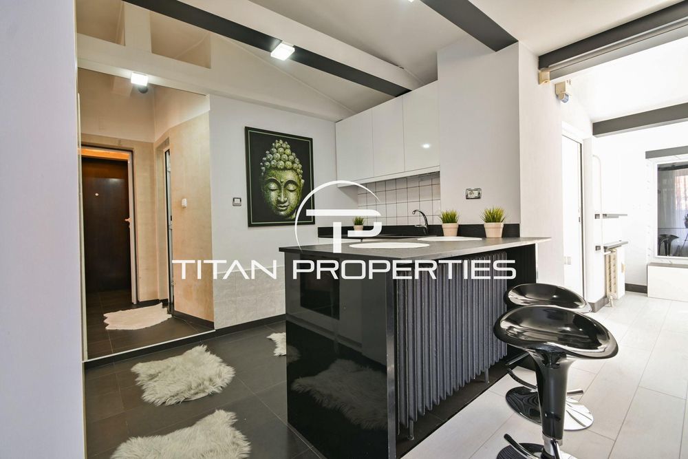 Тристаен, под наем, Център-НДК