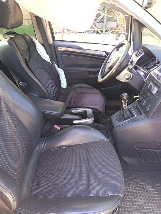 Opel zafira B ПРОДАВА СЕ НА ЧАСТИ 1.9 150кс, 6 скорости