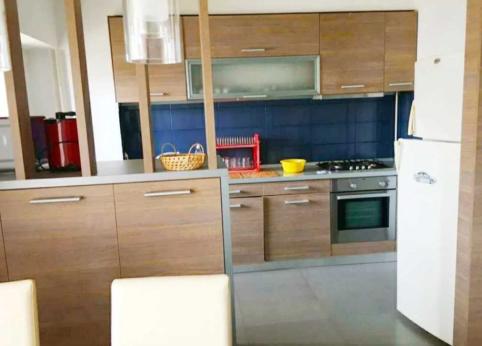 Дава се под наем Двустаен апартамент в Пловдив, Коматево - 60 кв.м за 265.2 € - Снимка #2