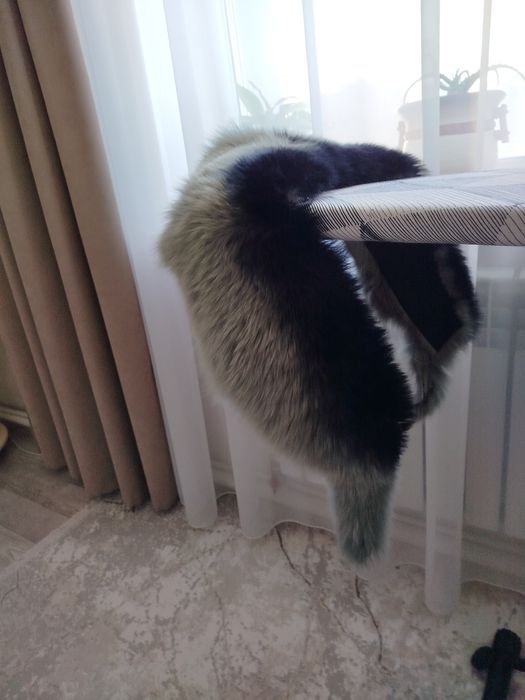 Песцовый воротник.