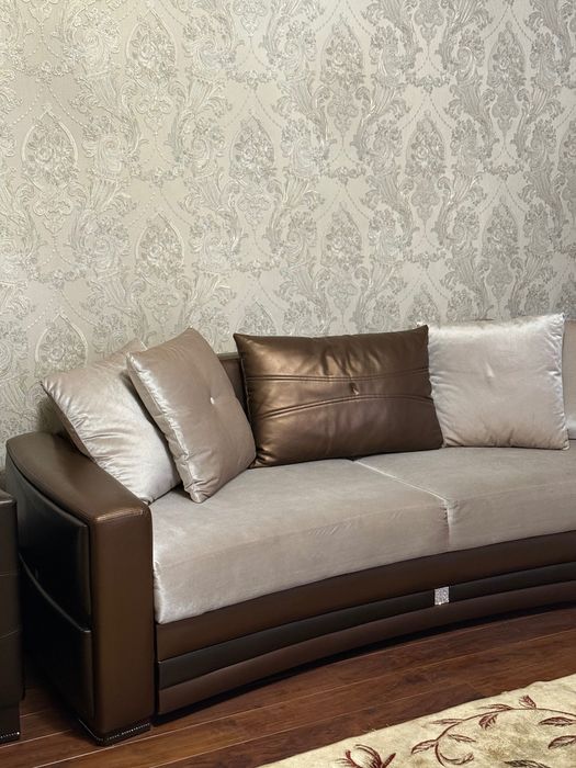 Турецкий диван в очень хорошем состоянии