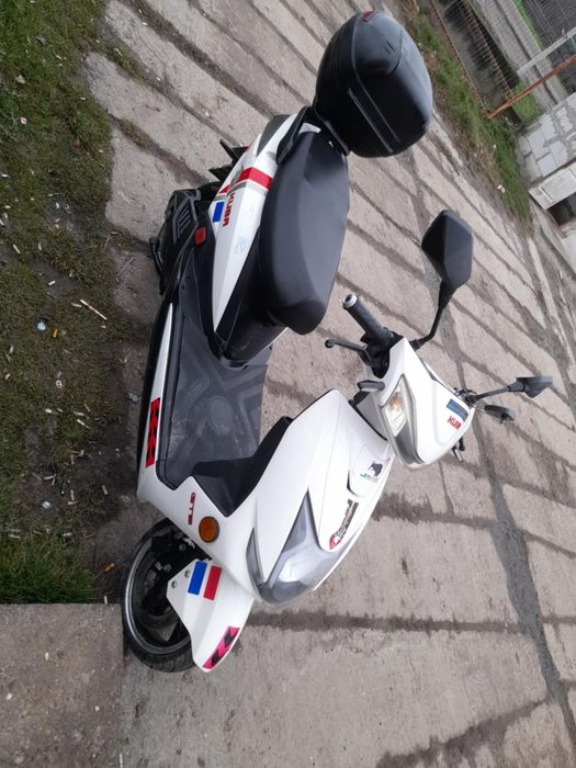Scuter electric fara permis