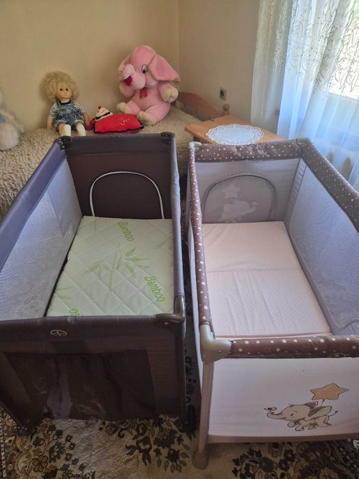 Детски сгъваеми кошари с матраци