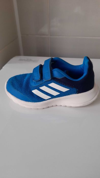 Vand adidasi nr 28 Adidas!