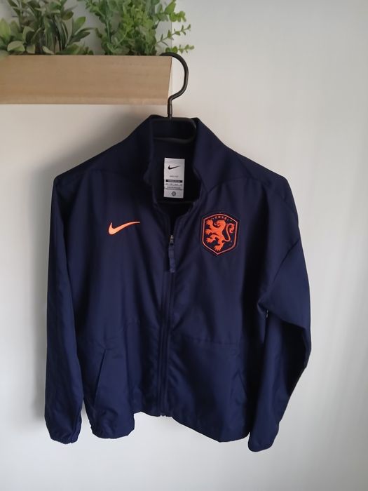 Bluze trening Nike fas si silon11/12 ani  154cm.