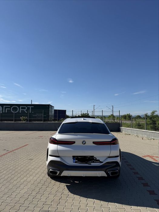 BMW X6 M an 2020 138000 km