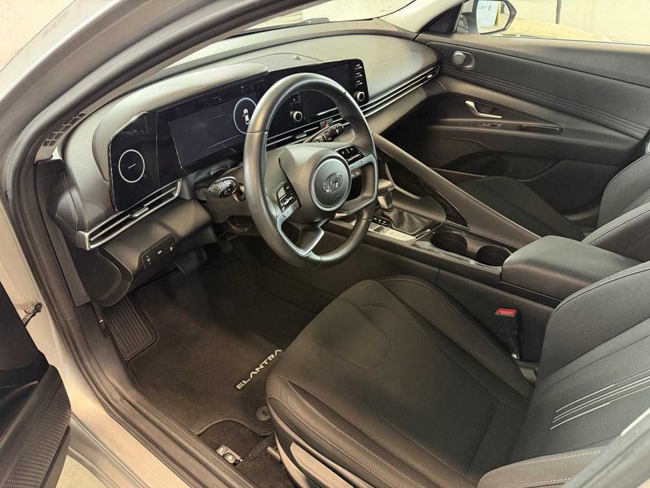 продам Hyundai Elantra 2021