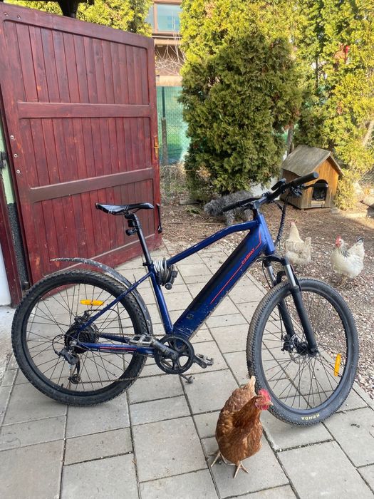 •	Bicicletă electrică (E-Bike) MTB hardtail