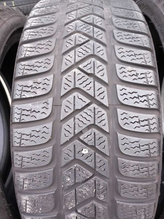 205 40 18  Anvelope iarna Pirelli GoodYear
