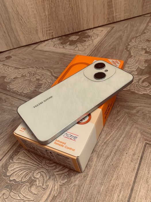 Продам телефон Tecno